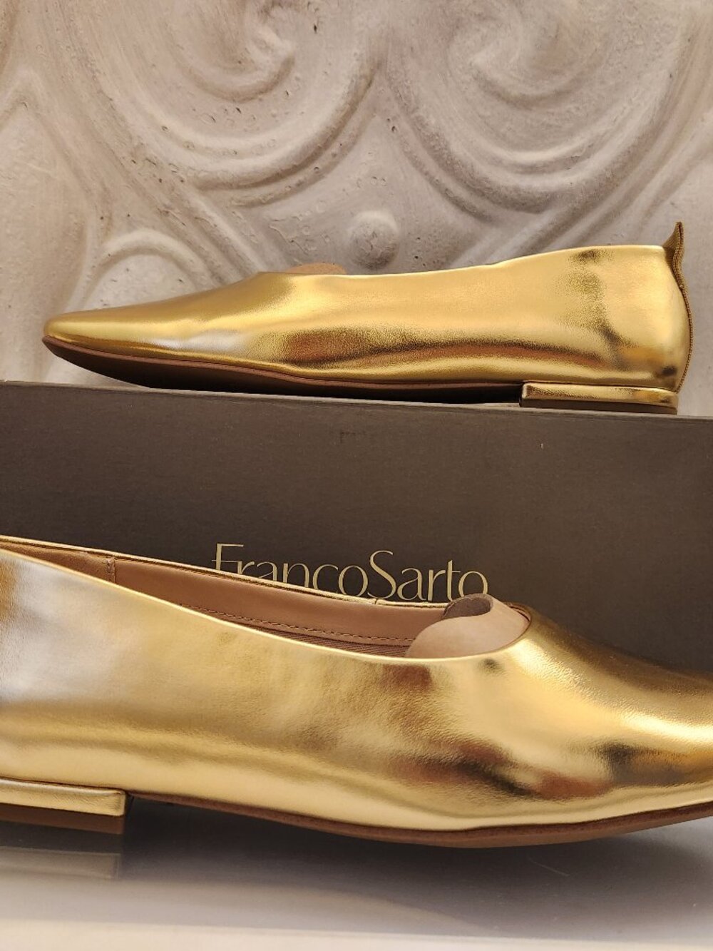 Franco Sarto Faux Leather "Vana" Gold Flats. NIB. Size 8M(regular)
